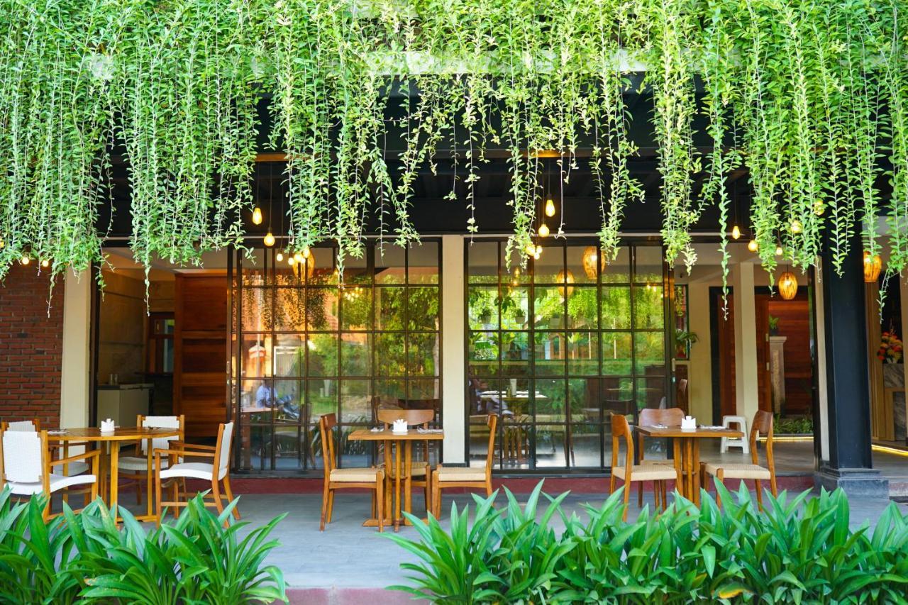 La'Villaris Hotel & Resto Kuta  외부 사진